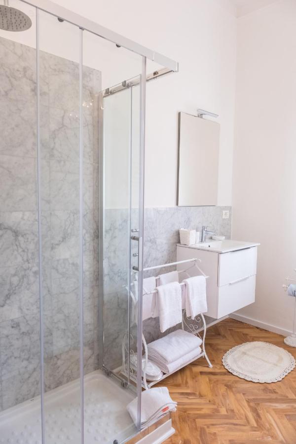 Althea Apartment Виареджо Екстериор снимка